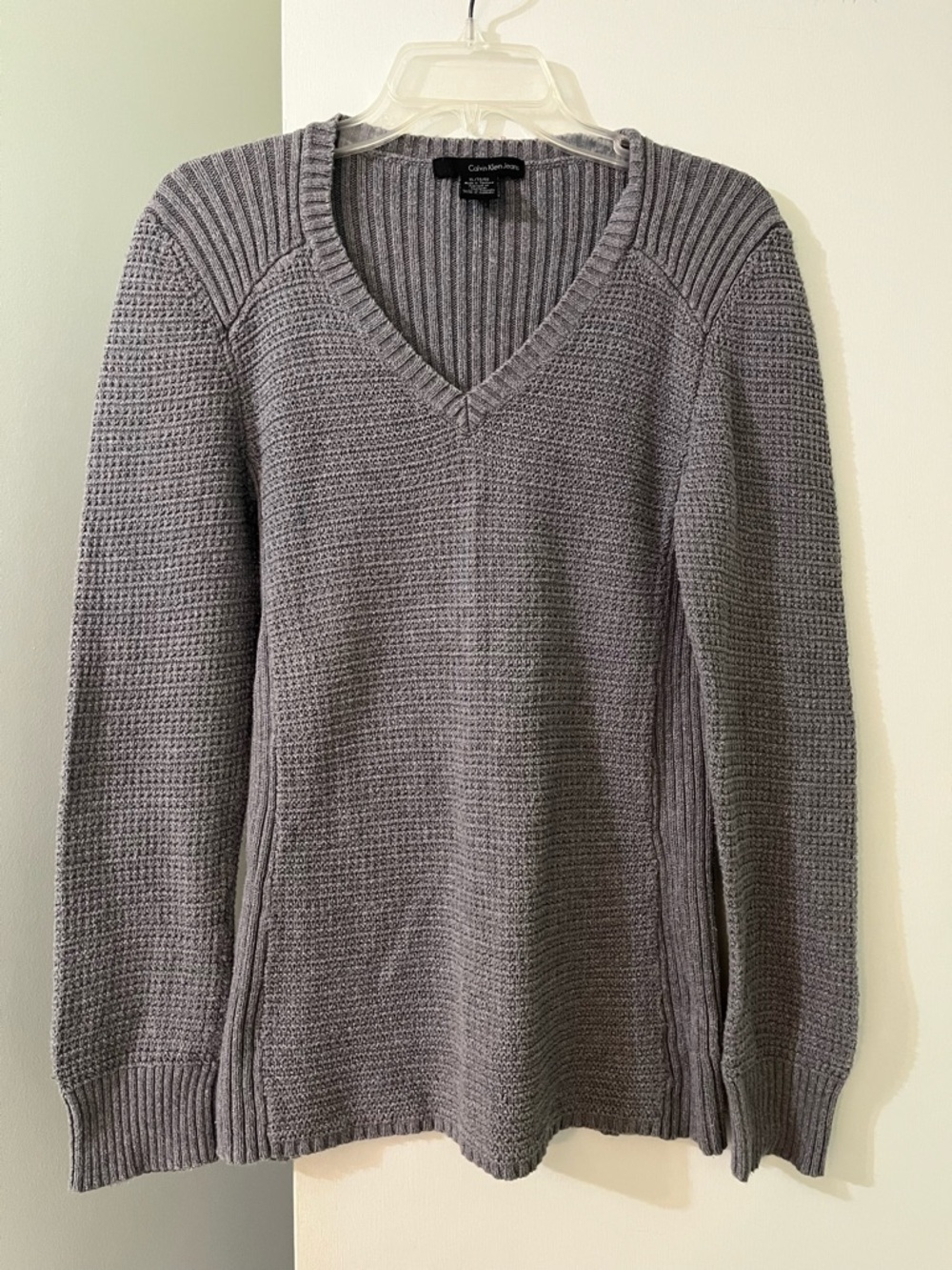 Calvin Klein Jeans 100% cotton gray long sleeve sweater fits size M to L
